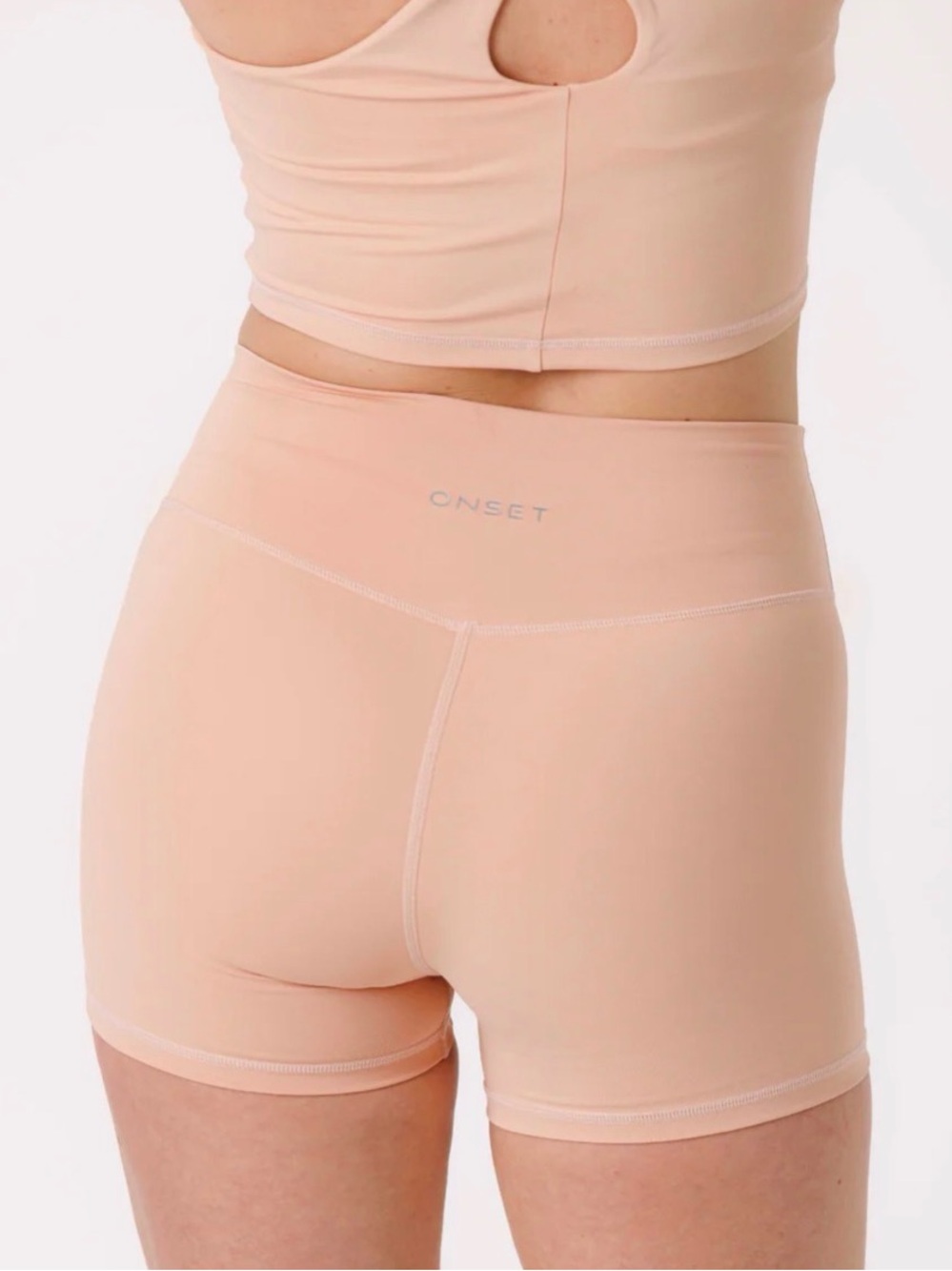 NWT Onset Peach High-Rise Bike Shorts